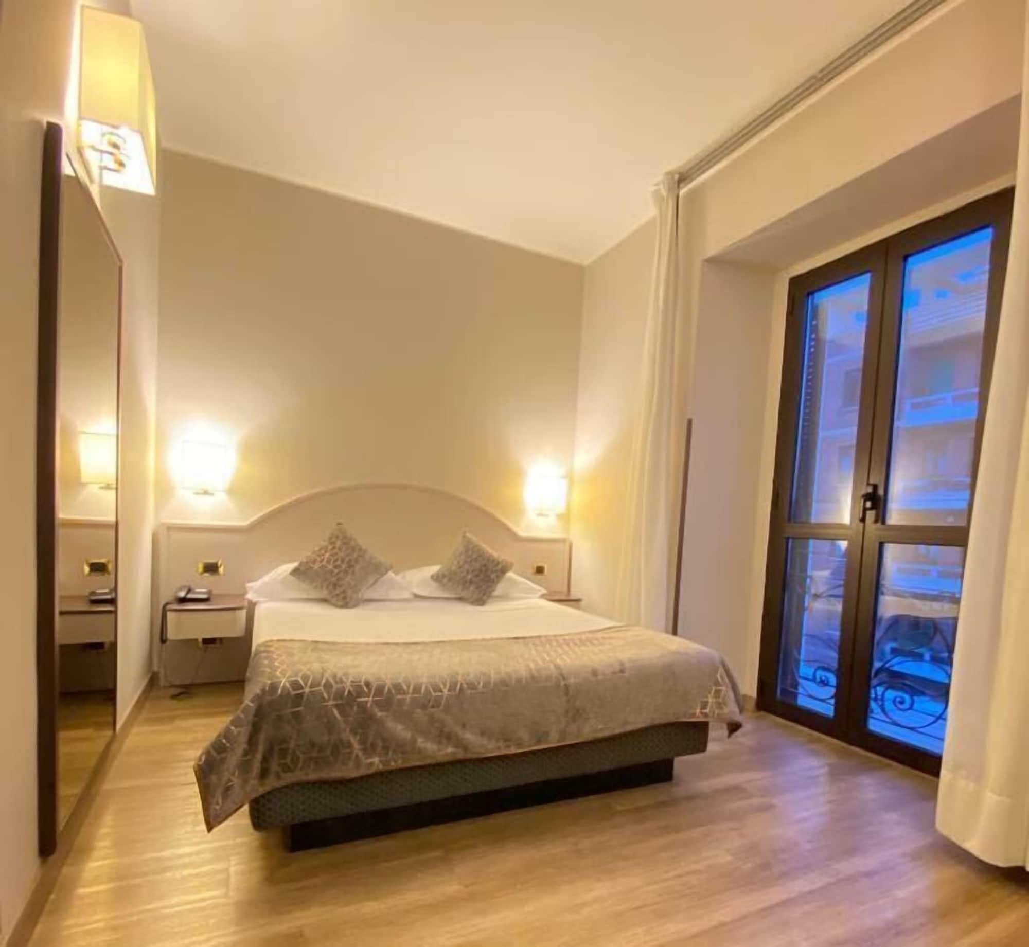 Mokinba Hotels Baviera Milan Exterior photo