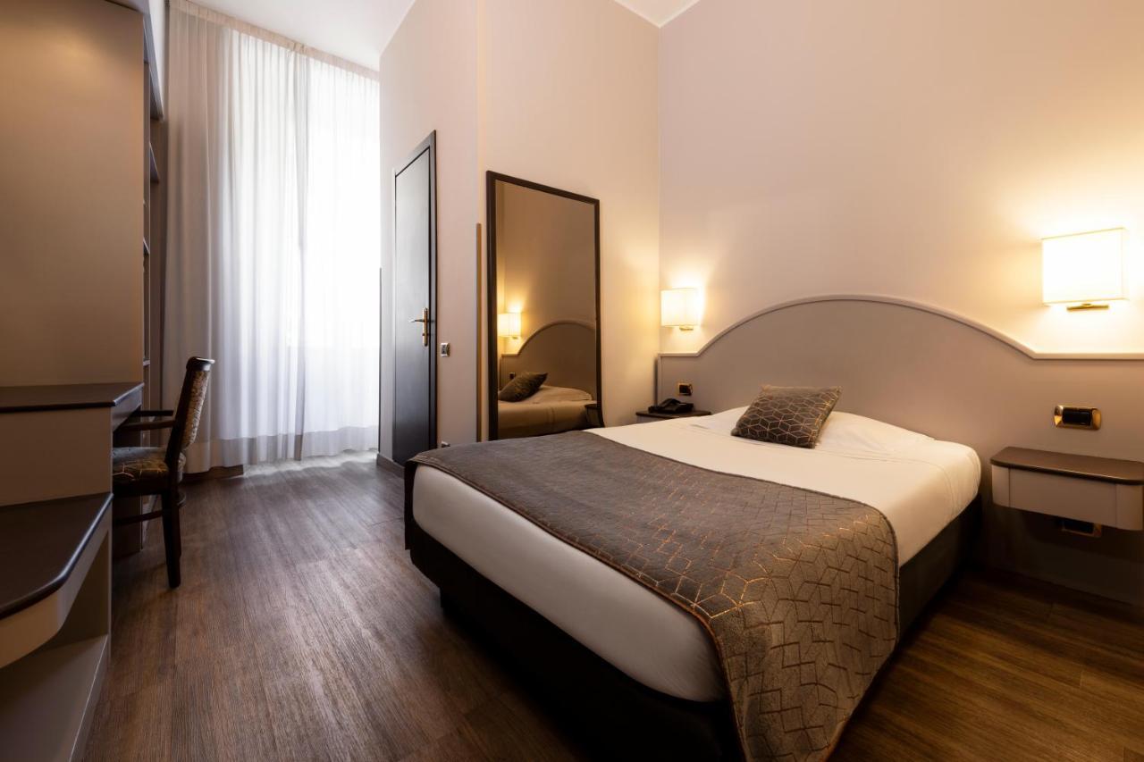Mokinba Hotels Baviera Milan Exterior photo
