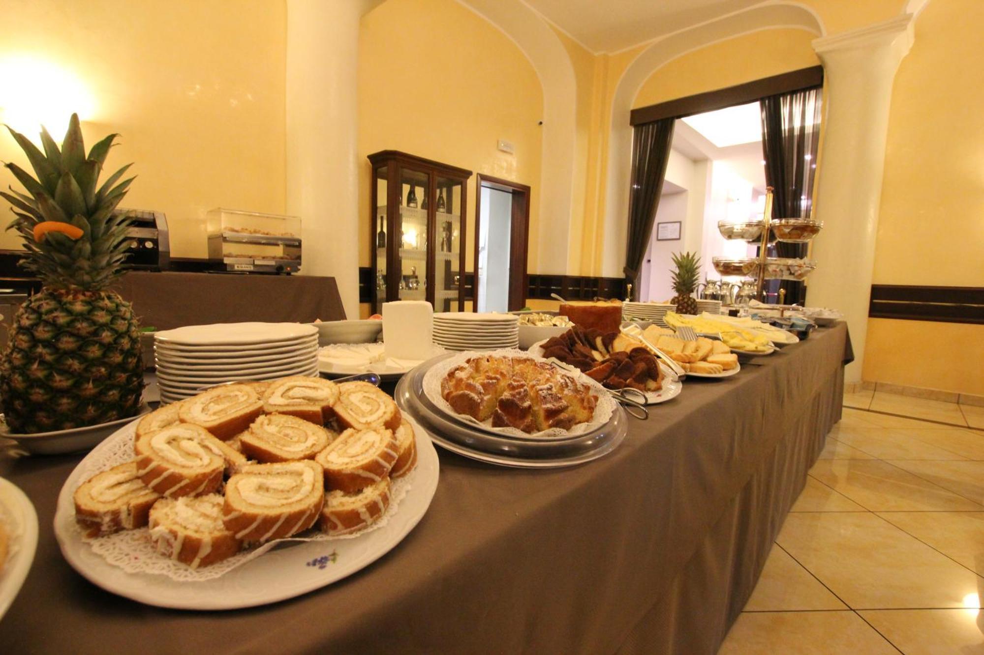 Mokinba Hotels Baviera Milan Exterior photo