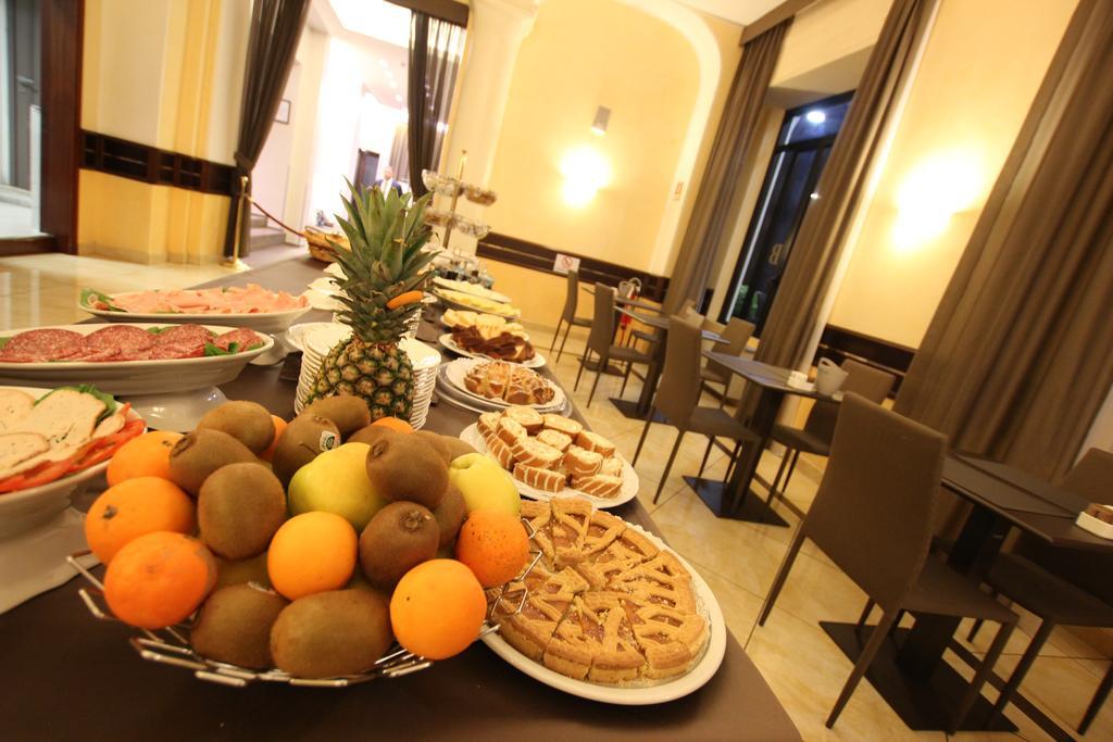 Mokinba Hotels Baviera Milan Exterior photo